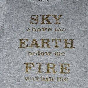 Modern Lux Graphic T Shirt S